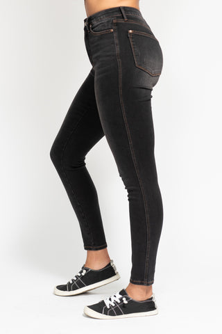 Judy Blue High Rise Tummy Control Black Wash Skinny Jeans